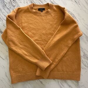 Banana Republic Women's Warm Goldenrod Sweater Size Large